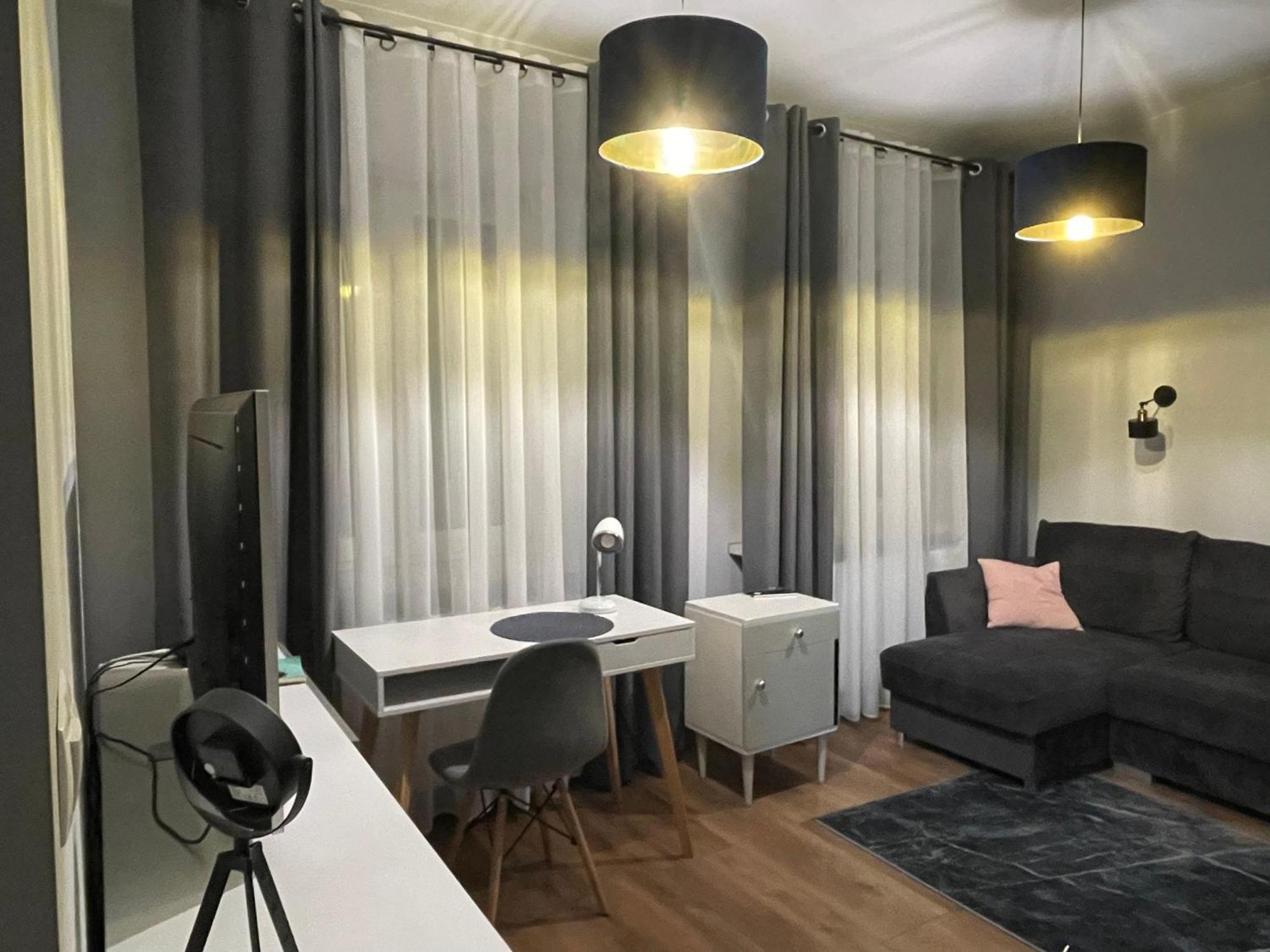 “Apartcalm - Like At Home” - Close To Subway Warschau Exterior foto